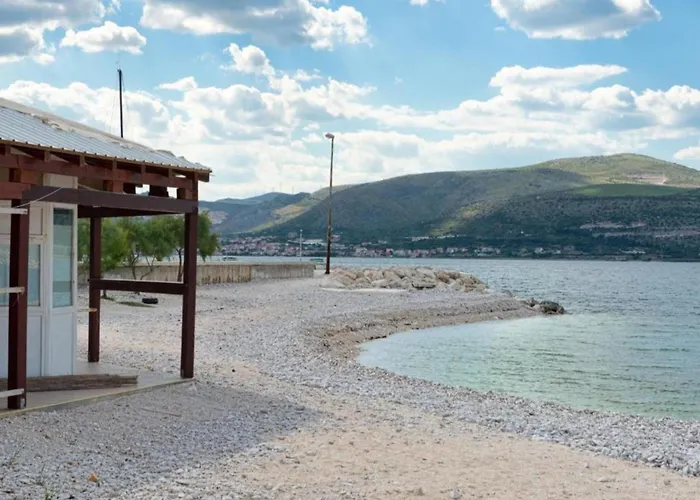 In Arbanija With Bubble Bath Daire Trogir