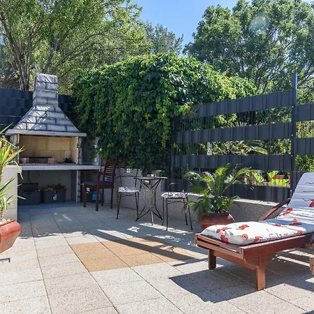 Appartamento In Arbanija With Bubble Bath *