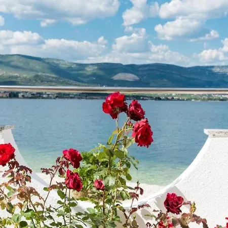 In Arbanija With Bubble Bath شقة *